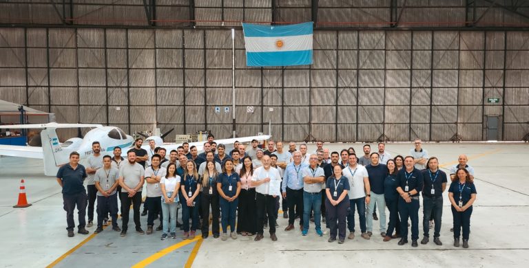 FAdeA obtiene certificación internacional en EE.UU. en mantenimiento aeronáutico