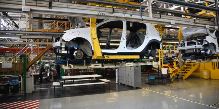 Crisis en la industria automotriz: Renault de Córdoba no fabricará Sandero, Logan y Stepway