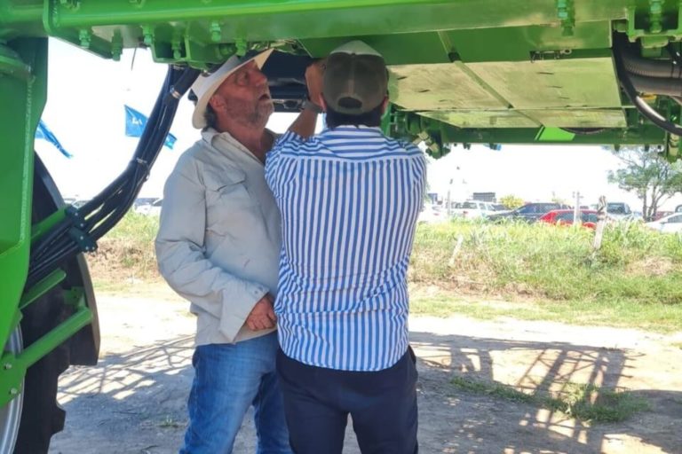Los Marinelli, una empresa de Venado Tuerto que desarrolla máquinas agrícolas inteligentes