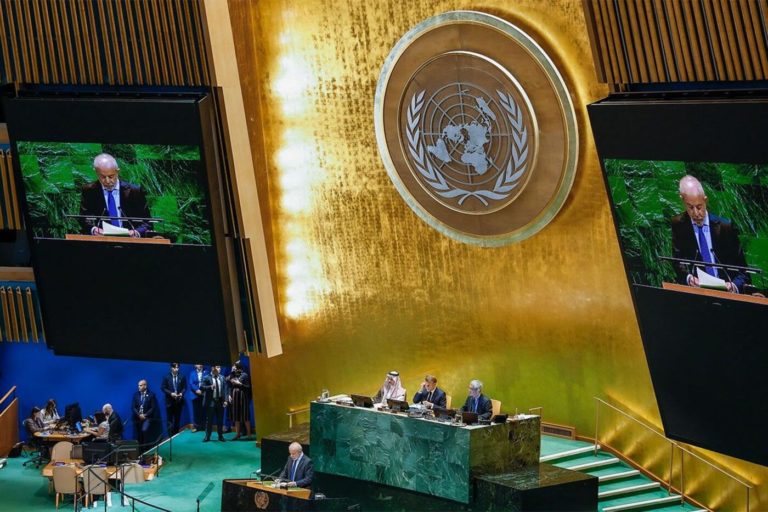 Milei ordenó votar en las Naciones Unidas contra el cooperativismo