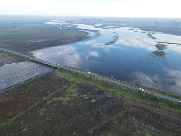 Inundaciones bonaerenses: Kicillof comienza el último tramo de la obra del Río Salado