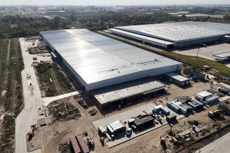 Importaciones e industria nacional: qué está pasando, en números