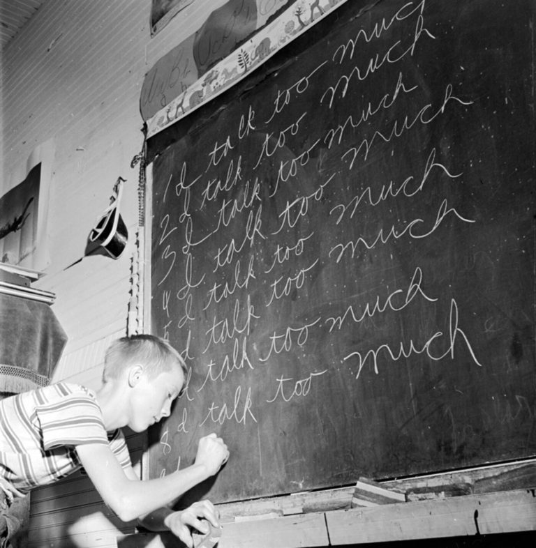 ¿Vuelve la escritura cursiva? El aprendizaje de la escritura a mano entrena al cerebro