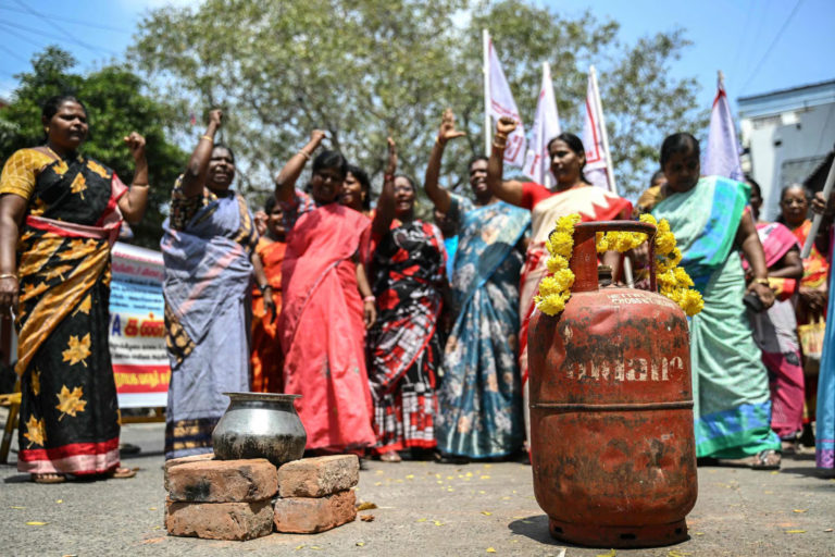 Esta guerra trae nuevos negocios: India le compra de emergencia gas a la Argentina