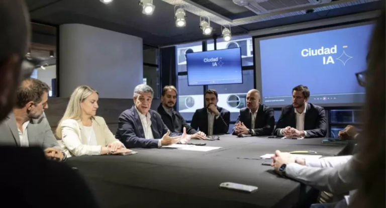 Buenos Aires anuncia el Distrito IA. En AgendAR se lo ve con escepticismo