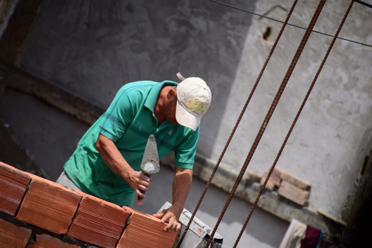La informalidad sigue en aumento: 9 millones de personas trabajando “en negro”