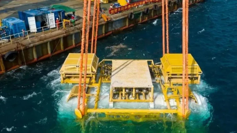 China inauguró el primer data center submarino alimentado con energía eólica marina