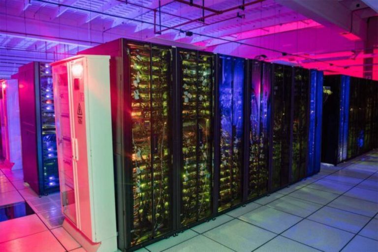 ARSAT: otra vez, en la mira de intereses poderosos. Ahora, Peter Thiel, Huawei,….