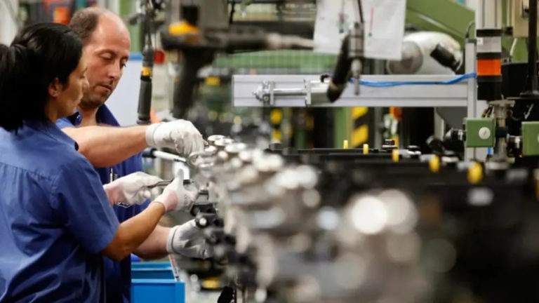 La crisis de empleo y cierre de empresas también golpea con fuerza a las provincias «favorecidas»