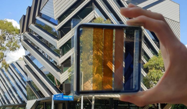 UNLP: diseñan ventanas inteligentes para generar energía