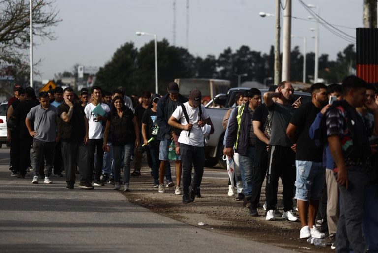 Según la UCA, en los últimos 15 años se deterioró la calidad del empleo