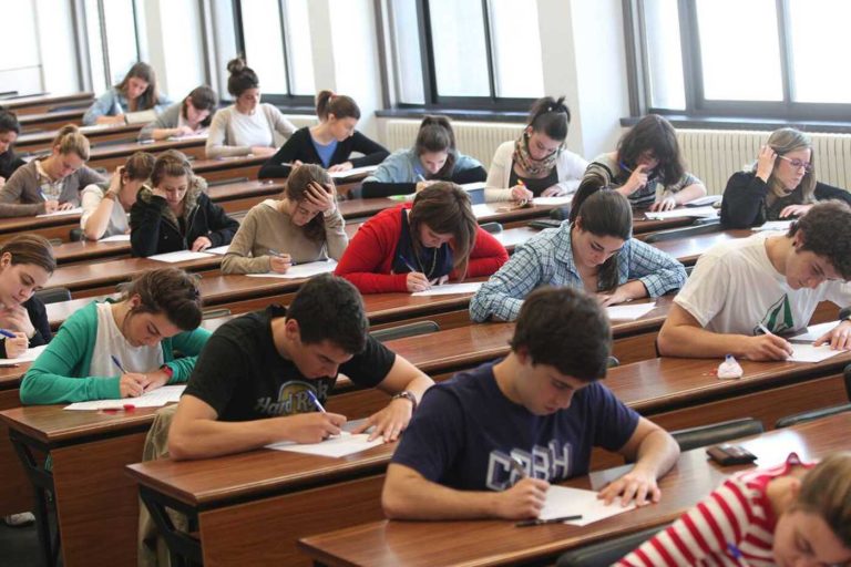CIENCIA BREVE: El software de detección del uso de IA por estudiantes no es seguro
