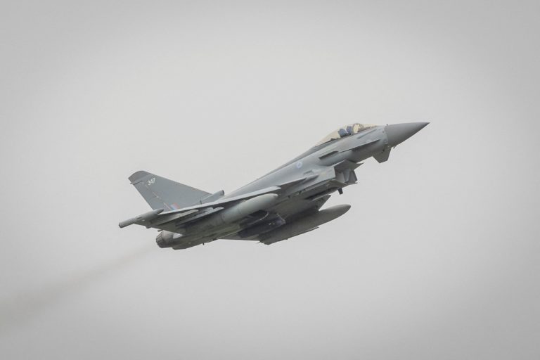 Gran Bretaña renueva su flota militar en las Malvinas en medio de la tensión con Argentina