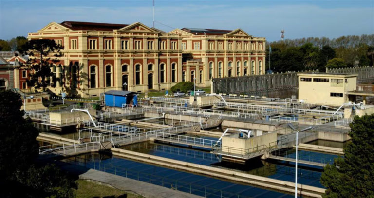 Una historia de la privatización de AySA