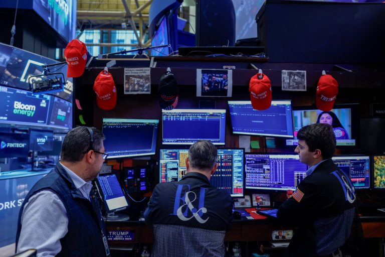 El riesgo país argentino alcanzó ayer a 678 puntos. Los motivos locales
